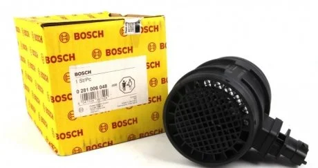 Витратомір повітря ALFA ROMEO / FIAT / IVECO 159/166 / Spider / Ducato / Daily 2,3-3,0 05 - BOSCH 0281006048