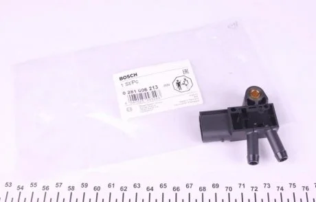 Датчик давления Mercedes Sprinter OM642, OM651 BOSCH 0281006213