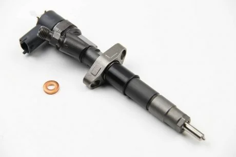 Форсунка паливна Common Rail (Bosch) Renault Master 2.5 dCi 16V, mot. G9U-724/ 04- BOSCH 0 445 110 141