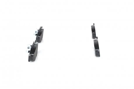 Тормозные колодки дисковые DAEWOO / OPEL Nexia / Lanos / Astra / Corsa передняя сторона - 03 BOSCH 0986460938