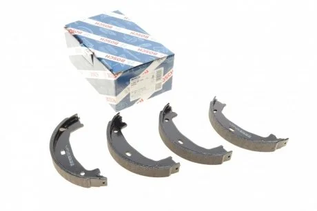 Тормозные колодки барабанные (ручник) BMW 3 (E36) 98 - BOSCH 0986487608