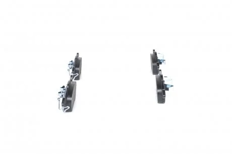 Тормозные колодки дисковые FORD Focus передняя сторона - 04 BOSCH 0986494284