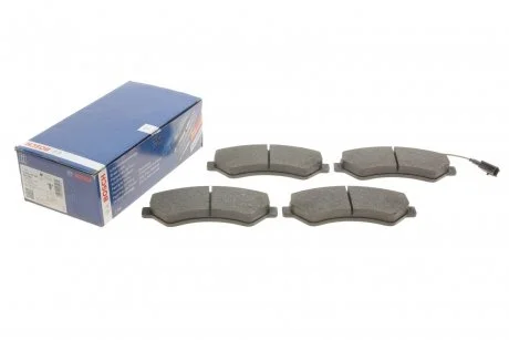 Тормозные колодки дисковые, к-кт. BOSCH 0 986 495 095