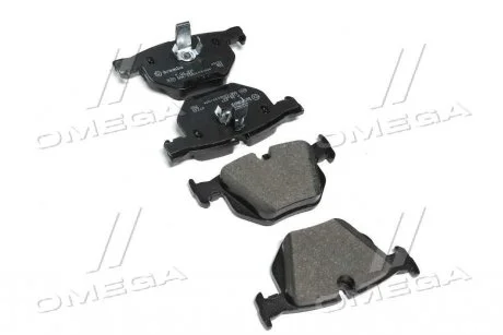 Комплект тормозных колодок с 4 шт. дисков BREMBO P06033