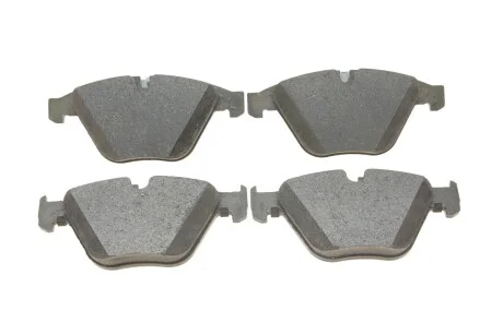 Тормозные колодки дисковые BMW 3 (E90) / 5 (F10) передняя сторона 05-16 Delphi LP2067