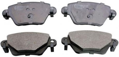 Тормозные колодки дисковые задние Ford Mondeo 1.8 / 2.0 / 2.5 00- Renault Kangoo 1.6 / 1.9D 10.01- Denckermann B110228 (фото 1)