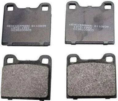 Тормозные колодки дисковые зад. Audi 80 72-86, VW Golf / Jetta / Passat 74-88 Denckermann B110835