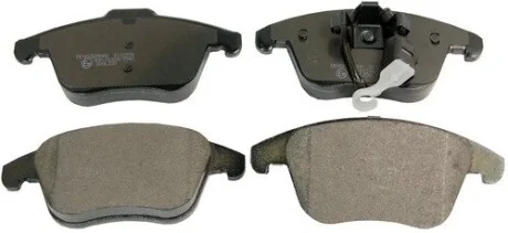 Дисковые тормозные колодки перед. Audi Q3 11- / VW Sharan II (7N1) 10- Denckermann B110994