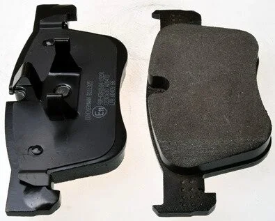 Тормозные колодки дисковые передние CITROEN C4 GRAND PICASSO II, C4 PICASSO II PEUGEOT 308 II, 308 SW II 1.2-2.0D 02.13- Denckermann B111325