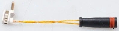 Датчик тормозных колодокW203, W211, W220 Denckermann B170005