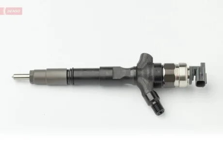 Инжектор TOYOTA HIACE IV (95-)HIACE V (05-)HILUX III (05-) DENSO DCRI107800