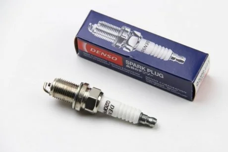Свіча запалювання DENSO Q20PRU11