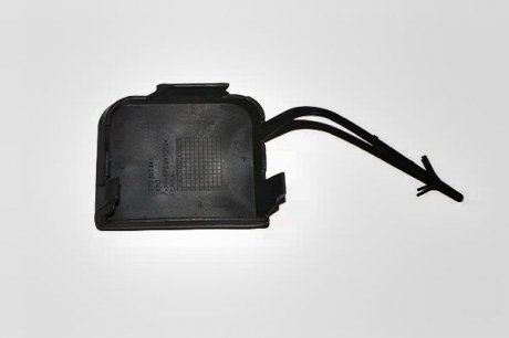 Заглушка буксировочная бампера Superb 2 2008-15 переднего DPA 88070873102 (фото 1)