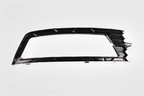 Решітка протитуманки лівої Skoda Rapid 2012-17 DPA 88071254302