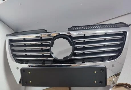 Решітка радіатора Passat B6 2005-10 під павктроніки DPA 88530054802