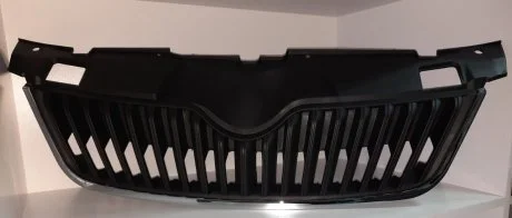 Решетка радиатора с хромом Fabia 2, Roomster 2010-2014 DPA 88531640602