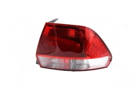 Фонарь задний правый VW Polo седан 2011 - DPA 99451787402