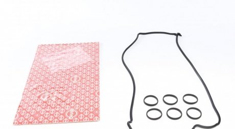 Комплект прокладок, кришка головки циліндра ELRING 022.960 (фото 1)