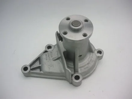 Насос водяной помпа HYUNDAI GMB GWHY-23A