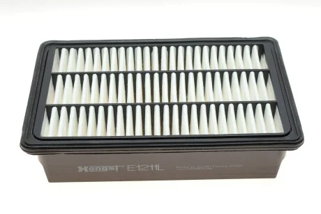 Фильтр воздушный Hyundai/Kia 2.7I,2.2CRDI 05.10- HENGST FILTER E1211L