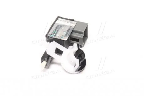 Датчик включения стоп-сигнала Hyundai/Kia/Mobis 938103S000