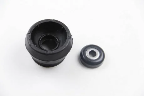 Подушка амортизатора перед. Skoda Octavia/VW Golf (з підшипником) KYB SM1708