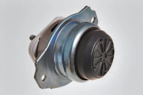 Подушка (Опора) двигуна Discovery 3/4 L319 LAND ROVER KKB500760