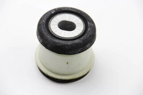Подушка КПП передня Audi A4 95-01/A6 97-05/Passat 1.8/2.8 V6 97-00 LEMFORDER 17703 01