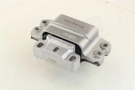 Подушка двигуна AUDI / SEAT / SKODA / VW A3 / Leon / Octavia / Caddy / Golf / Touran 1,6 / 2,0L 04 - LEMFORDER 3314301