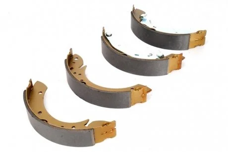 Колодки тормозные барабанные CITROEN BERLINGO, PEUGEOT 405 задн. LPR 07420 (фото 1)