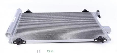 Радіатор кондиціонера MAHLE / KNECHT AC 585 001S