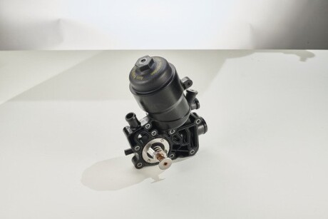 Фото 1 - фільтр масляний MAHLE / KNECHT OF 181/14 Фільтр масляний MAHLE / KNECHT OF 181/14 (фото 1)