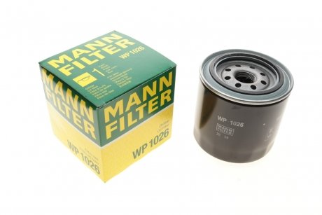 Фильтр масляный двигателя MANN WP1026 (фото 1)