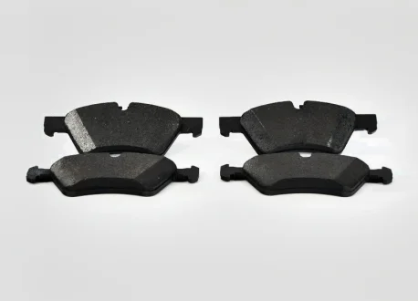 Колодка гальмівна комплект MERCEDES-BENZ A000420110590