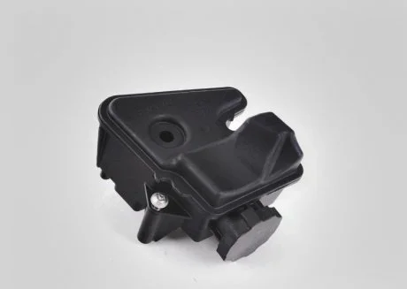 Бачок гідропідсилювача (ГУР) Mercedes ML W164 / E W211 / CL C216 / CLS C219 / S W221 / R W251 MERCEDES-BENZ A0004602583