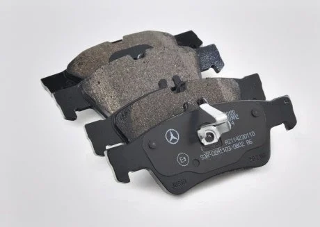 Колодки тормозные задние Mercedes E W211 / CL C215 / CLS C219 / S W220 MERCEDES-BENZ A007420102041