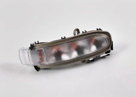BLINKLEUCHTE MERCEDES-BENZ A2038201021