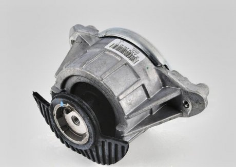 Подушка двигуна MERCEDES-BENZ A204240431764