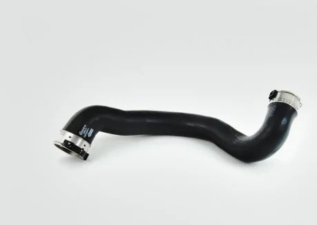 Патрубок (шланг) интеркулера правый Mercedes C W204 / GLK X204 / E C207/W212 MERCEDES-BENZ A2045282682