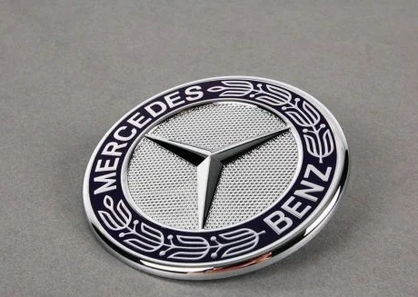 Эмблема "Mercedes" на капот синяя Mercedes ML W163/W164/W166 / GL X164/X166 / GLK X204 / E C207 / CL C216 / CLS C219 / SL R230 / R W251 / G W463 MERCEDES-BENZ A2078170316 (фото 1)