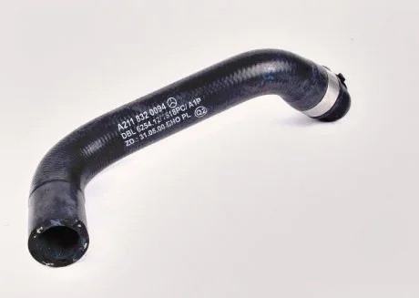 Патрубок с-ми охолодження MERCEDES-BENZ A2118320094
