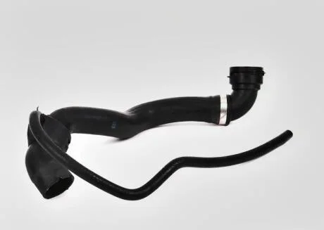 Патрубок системи охолодження MERCEDES-BENZ A2205010182