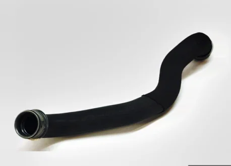 Патрубок MERCEDES-BENZ A2215011884