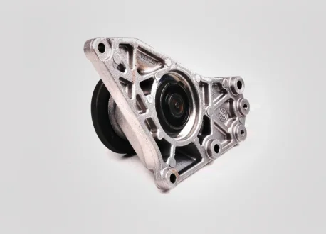 Кронштейн натяжителя приводного ремня Mercedes M642 MERCEDES-BENZ A6422000300