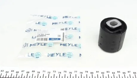 Опора дифференциала BMW MEYLE 300 331 7102