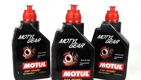 Масло трансмиссионное минеральное MOTUL 823401