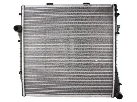 Радіатор BMW X5 E53(00-)X5 3.0d(+)[OE 1710.1.439.101] NISSENS 60787A