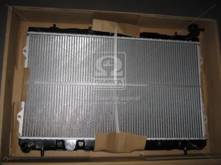 Радіатор охолодження HYUNDAI ELANTRA (J2/RD) (95-) NISSENS 62298