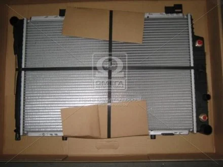 Радіатор MB C W 202(93-)C 180(+)[OE 202 500 22 03] NISSENS 62756A