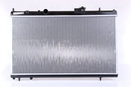 Радіатор CN C5(00-)3.0 i V6 24V(+)[OE 1330K3] NISSENS 636013